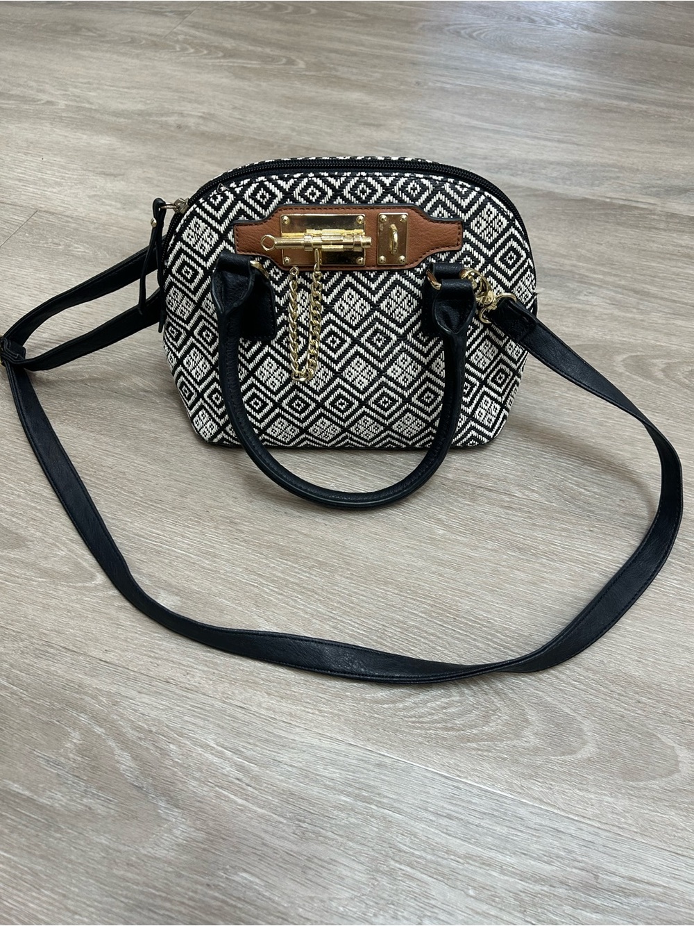 Apt. 9 Black & Cream Geometric Crossbody Satchel